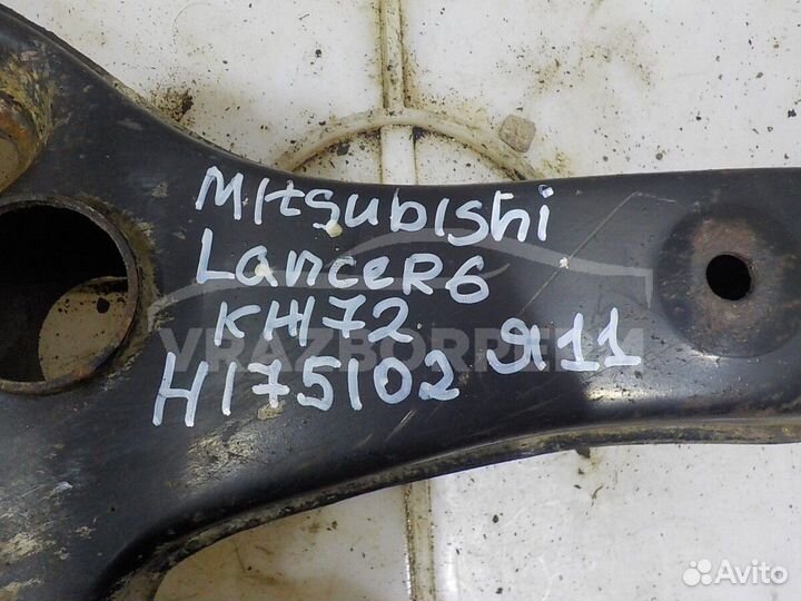 Рычаг передний нижний правый Mitsubishi Lancer