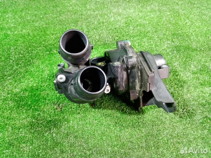 Помпа Audi A5 8T cdnc (2.0T) 2010