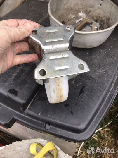 Колеса для грузовой тележки