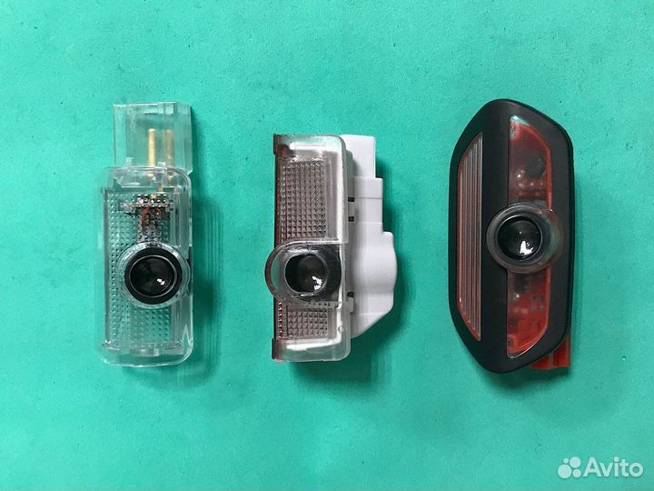 Подсветка дверей с проекцией логотипа Mercedes