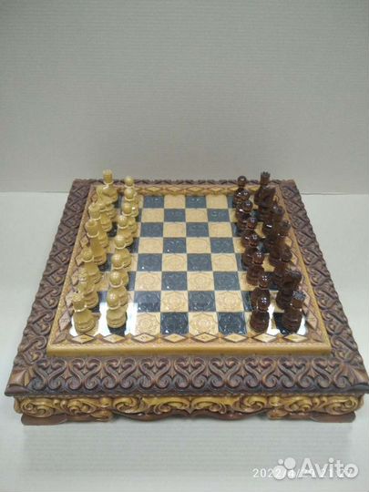Шахматы резные ручной работы