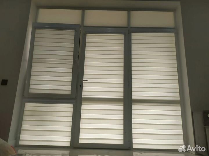 Рулонные шторы / Жалюзи