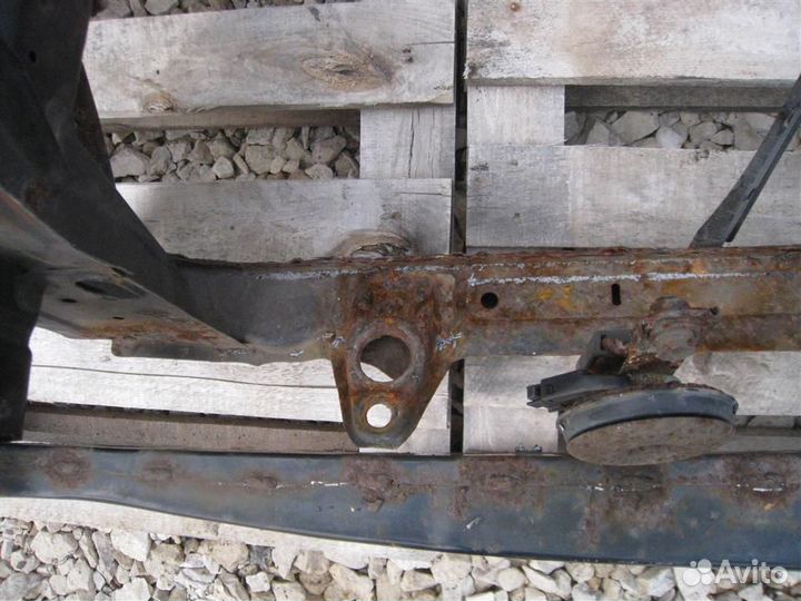 Панель передняя Toyota RAV4 A2 2005