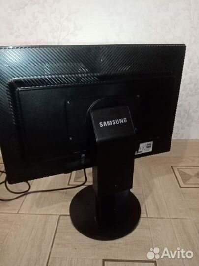Монитор samsung 24 Full HD