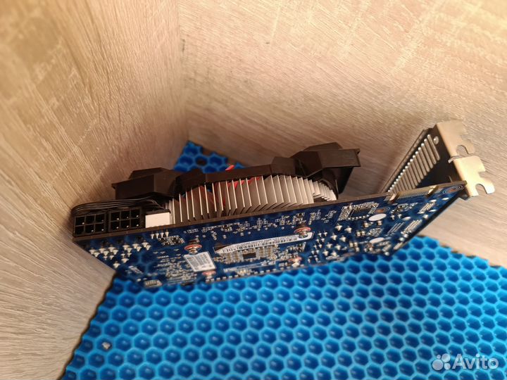 Видеокарта GeForce GTX 560 1Gb