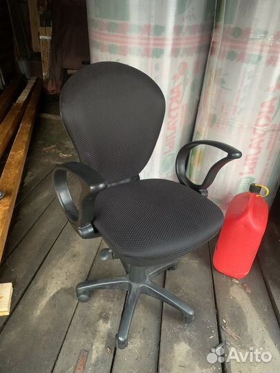 Компьютерный стул