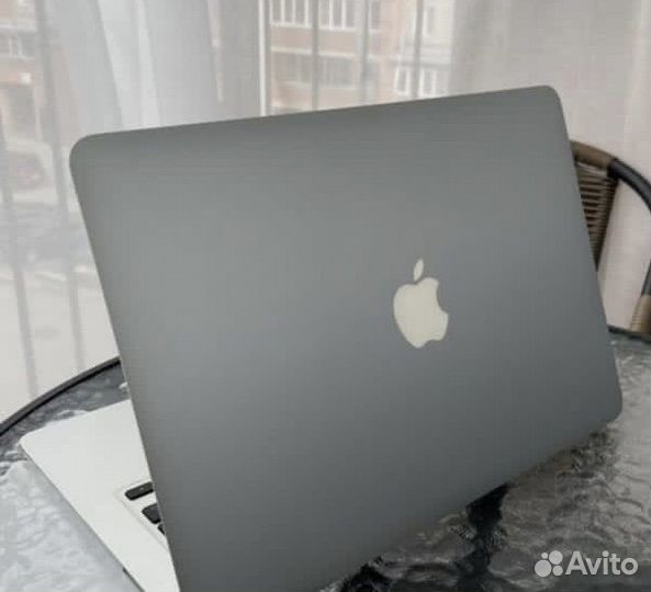Apple MacBook Air 13