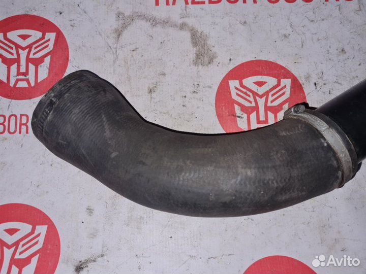 Патрубок интеркуллера Volvo V70 универсал B6304T