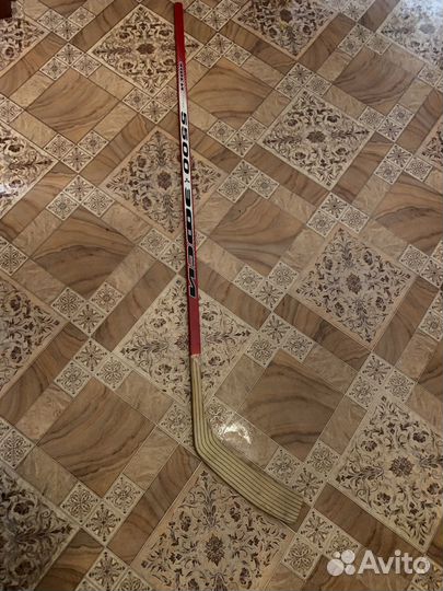 Клюшка хоккейная