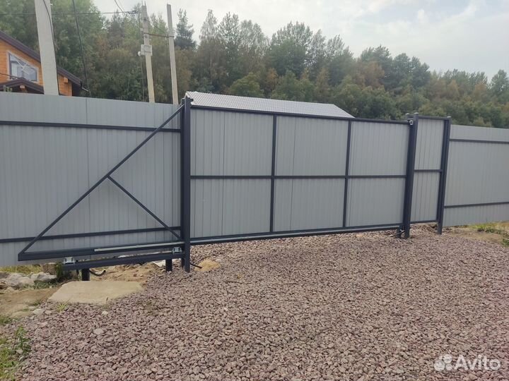 Заборы из профлиста и металлического штакетника