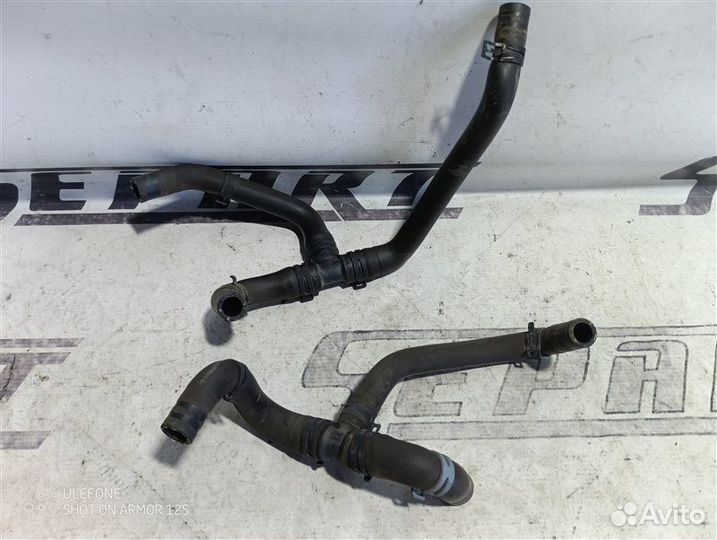 Патрубок системы охлаждения Volkswagen Passat B7