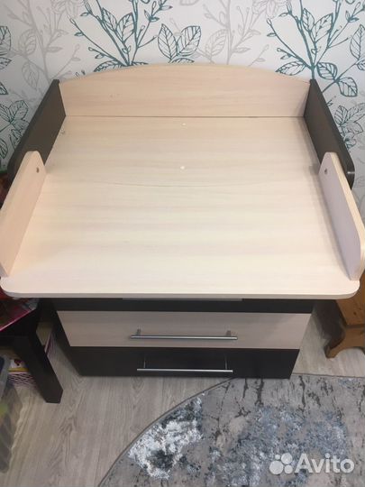 Камод с пеленальным столиком