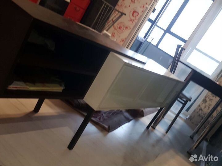 Полка и тумба под тв с полками