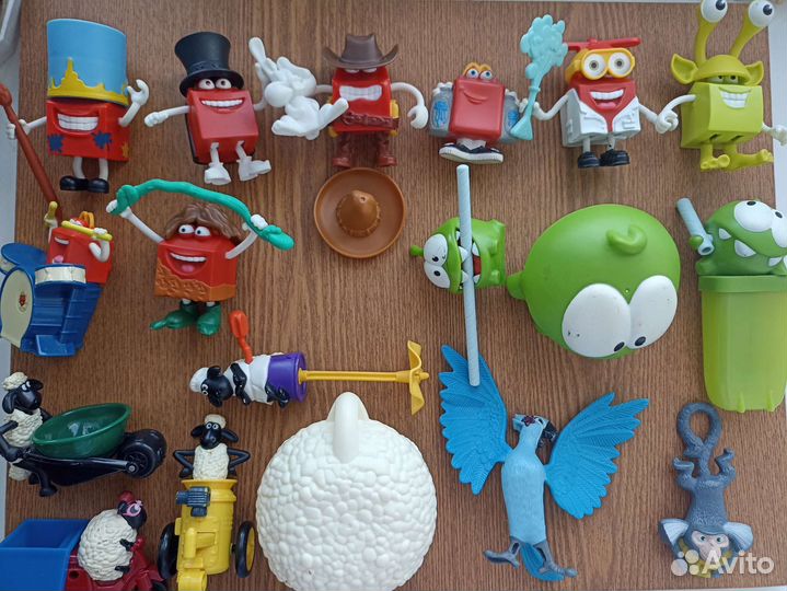 Игрушки макдональдс Барашек Шон,Ам-ням и Рио