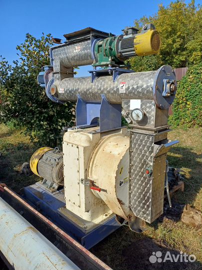 Гранулятор, дробилка-измельчитель