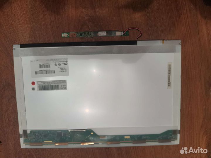 Матрица LP154WX4