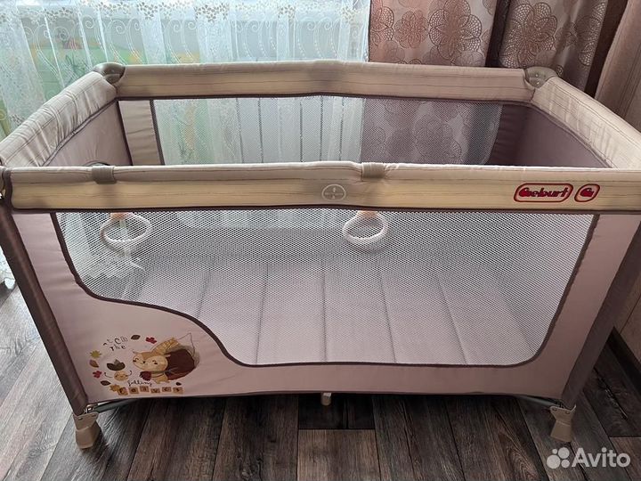 Манеж детский складной