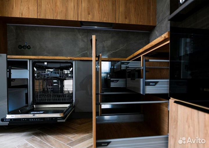 Кухонный гарнитур от фабрики мебели