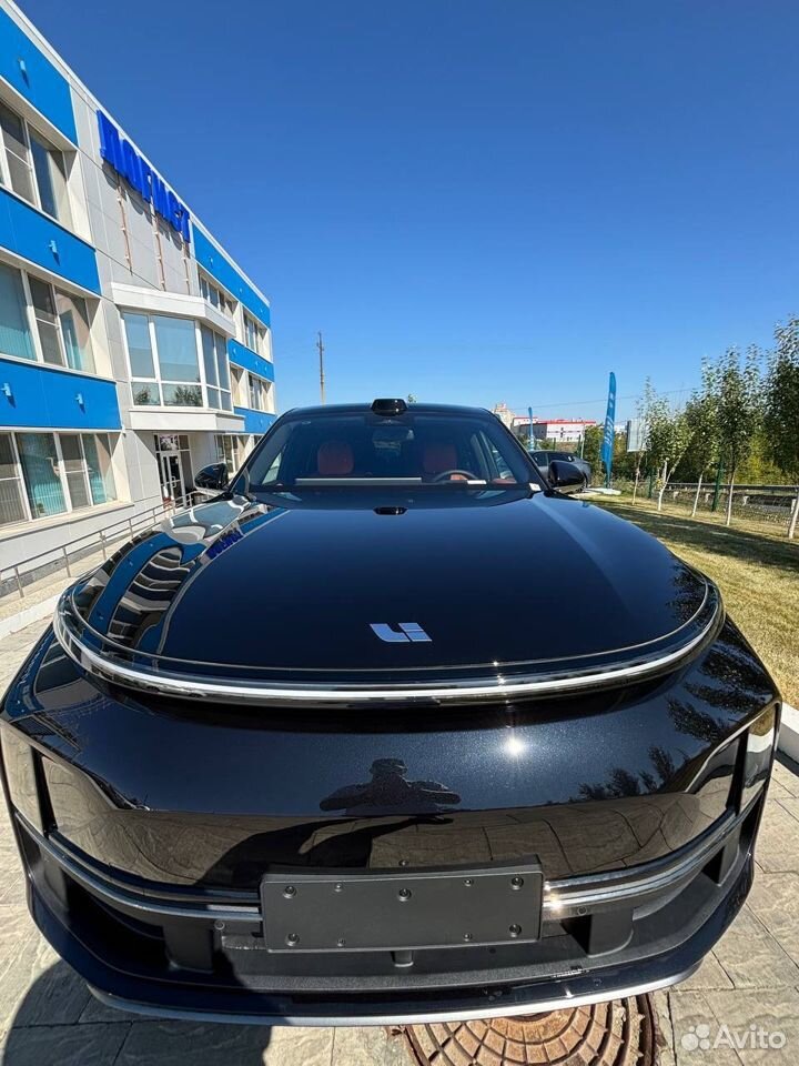 LiXiang L9 1.5 AT, 2024, 1 км