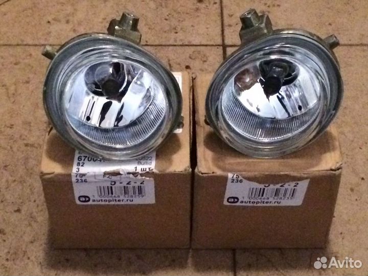 Фара противотуманная Mazda 3 BK sport до рестайлин