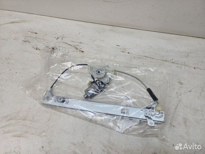 Стеклоподъемник задний левый Hyundai Solaris 2