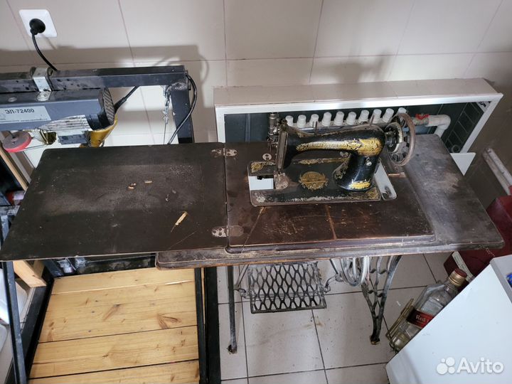 Швейная машинка
