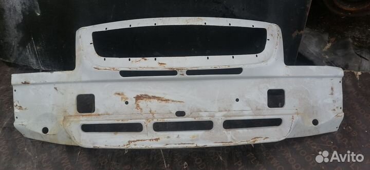 Брызговик облицовки радиатора Волга газ-3110