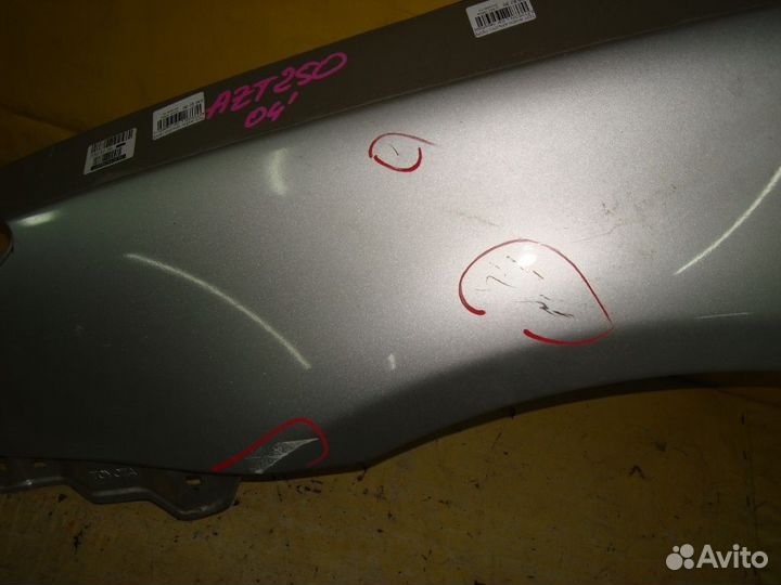 Крыло переднее Toyota Avensis wagon AZT250W (Левое)