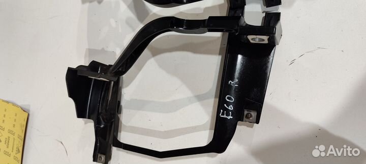 Кронштейн фары BMW e60 61