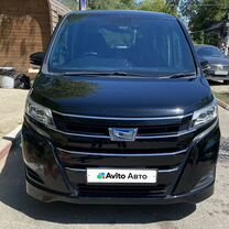 Toyota Noah 1.8 CVT, 2019, 153 500 км, с пробегом, цена 2 400 000 руб.