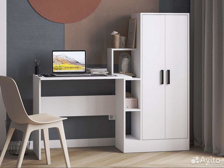 Детский письменный стол