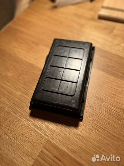 Полочка в подлокотник, монетница mazda мазда 3 bm