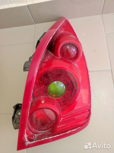 Задние фонари Nissan primera p12 хэтчбек