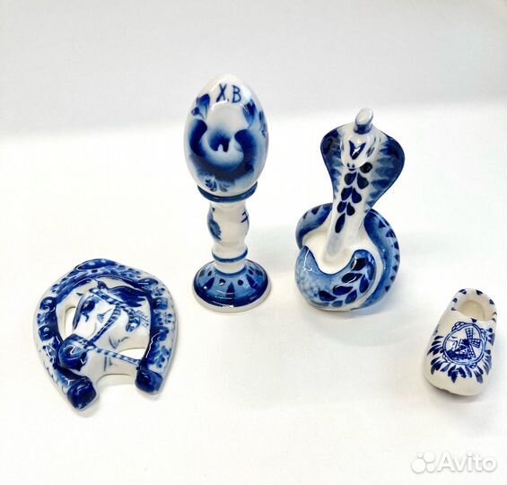Статуэтки гжель подкова / яйцо / змея / башмачок