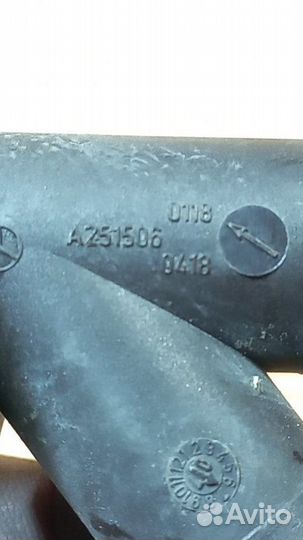 Патрубок системы охлаждения Mercedes-Benz M-Class