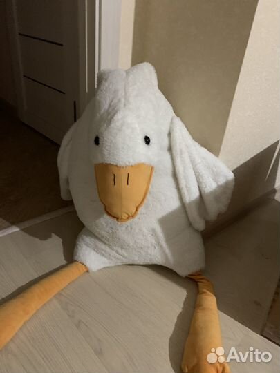 Две коробки вещей и игрушек