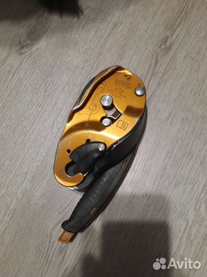 Устройство спусковое Petzl I'D S