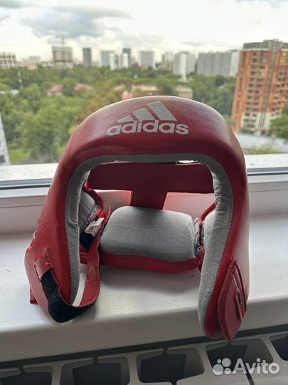 Боксерский шлем adidas