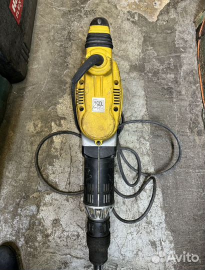 Отбойный молоток Dewalt D25901