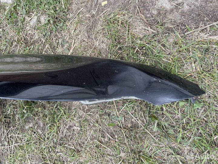 Крыло переднее правое Lexus LS460