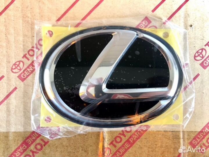 Эмблема Lexus Es 7 2018-2022