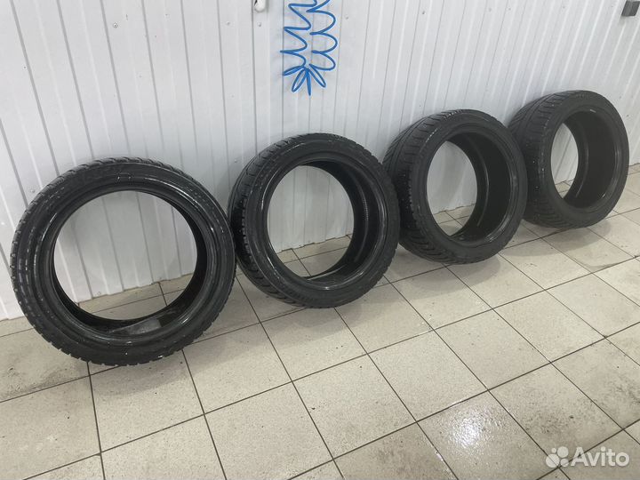 Bridgestone Ice Cruiser 7000 255/45 R18 103T