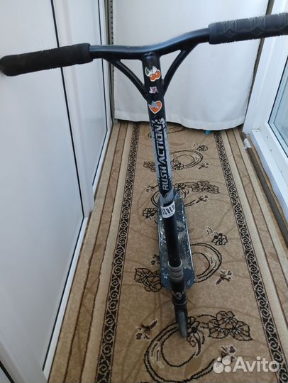 Трюковой самокат