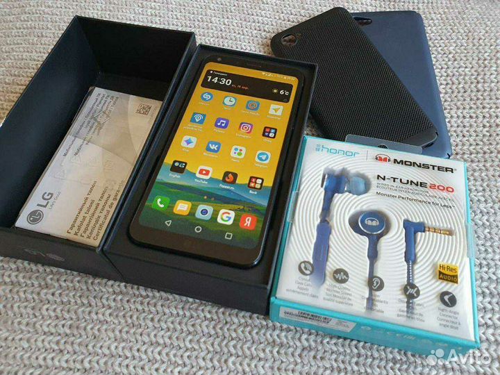 Телефон LG (64Gb)