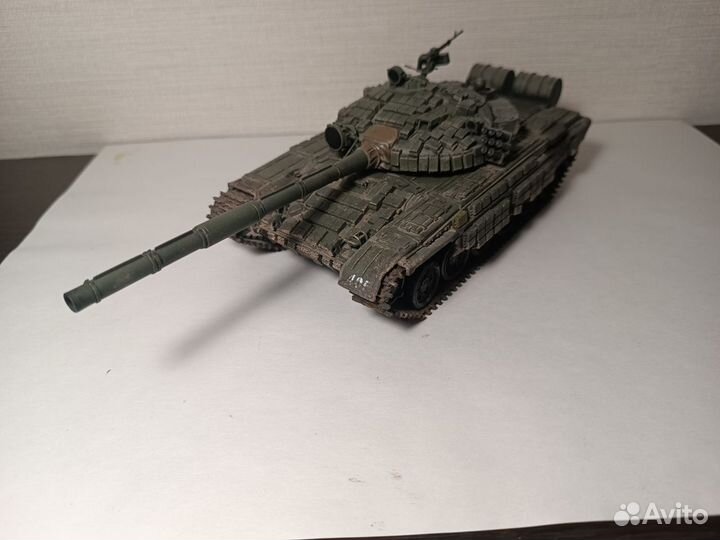 Модель танка Т-72Б