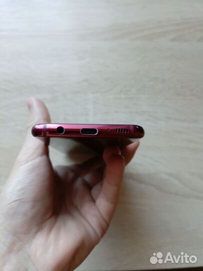 Samsung Galaxy S8, 4/64 ГБ