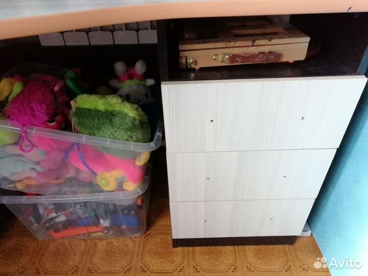 Компьютерный стол