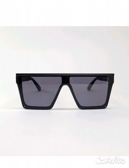 Солнцезащитные очки женские