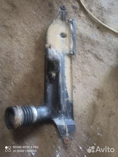 Воздухозаборник mazda 626 GE