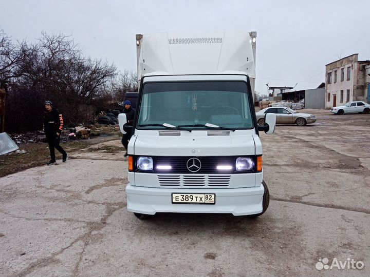 Mercedes-Benz 410D, 1993